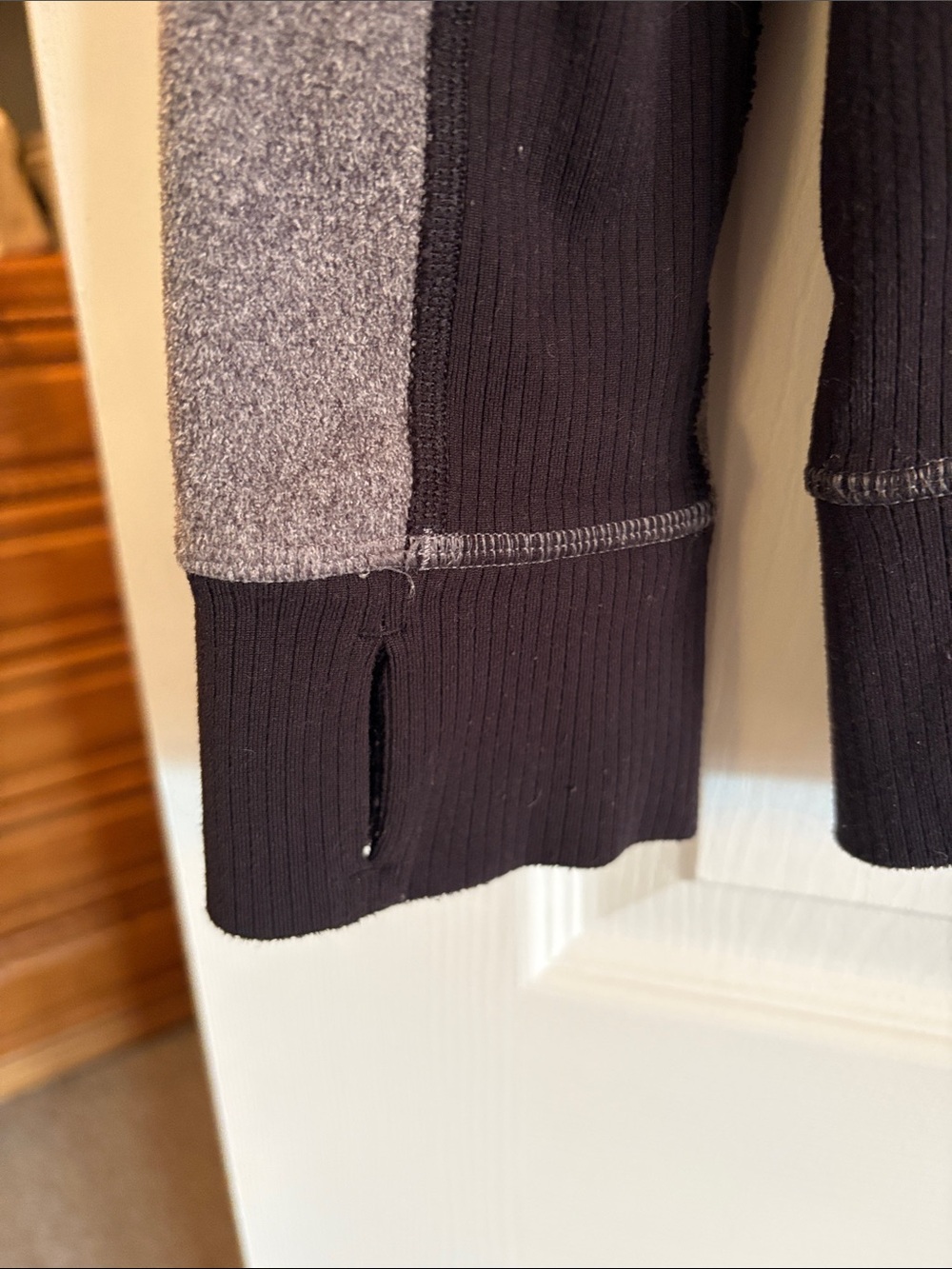 LULULEMON Women's Grey Quarter Zip Fleece Sweater - Picture 10 of 16